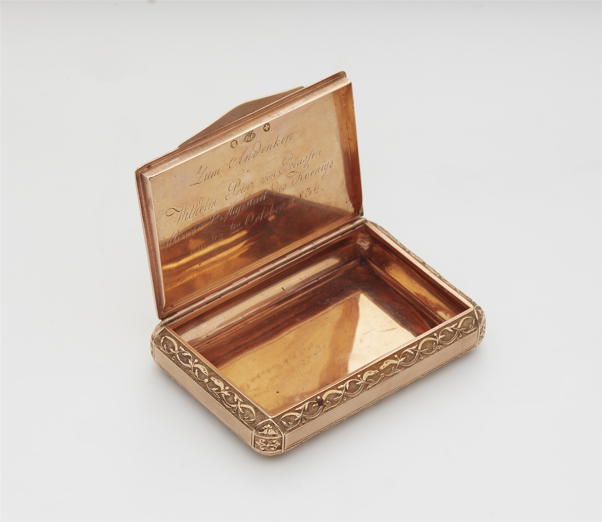 A 14k gold presentation snuff box from Prince Wilhelm of Prussia - Image 2 of 5