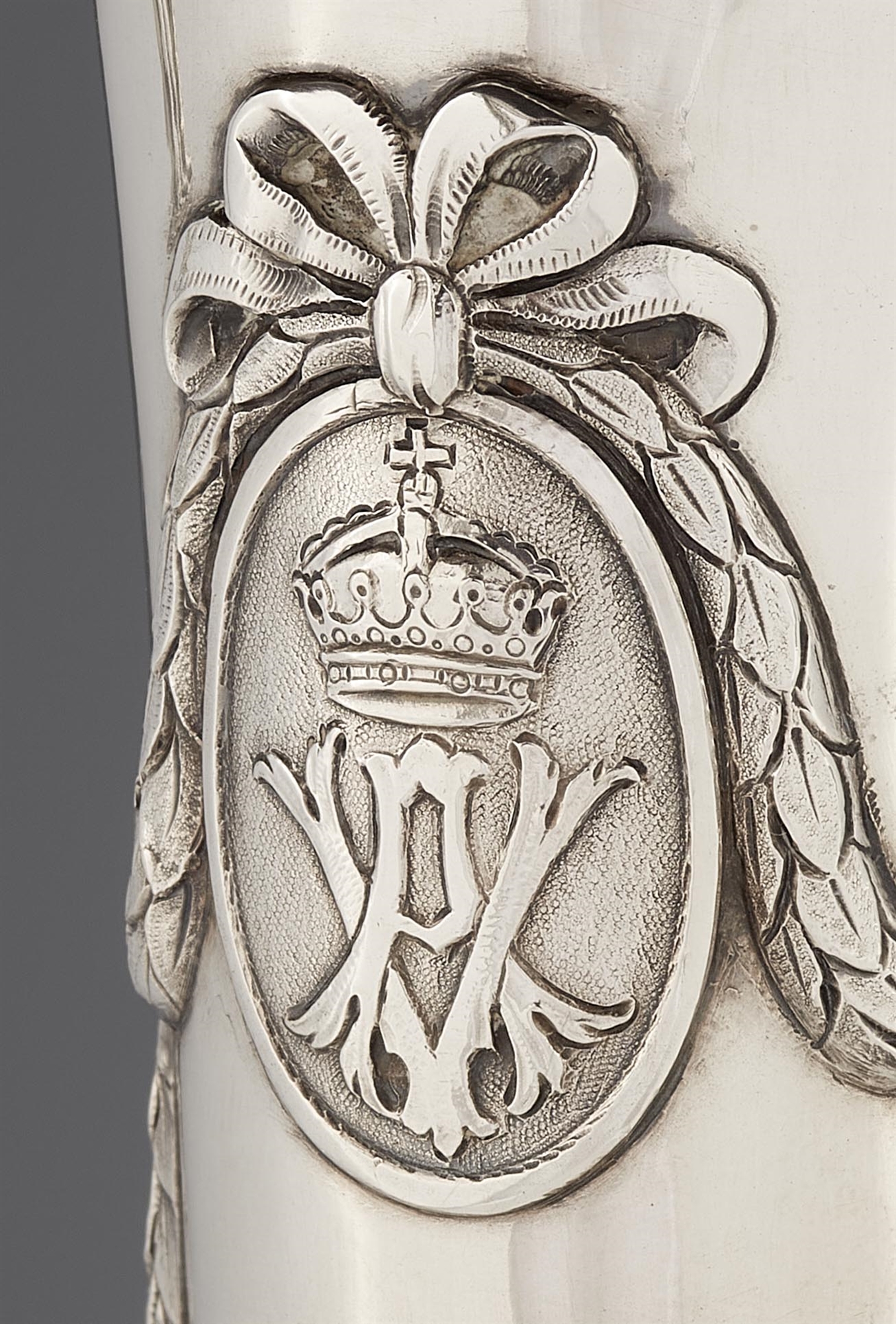 A Berlin silver four flame candelabrum from the court inventory of William II. Engraved in two medal - Image 2 of 4