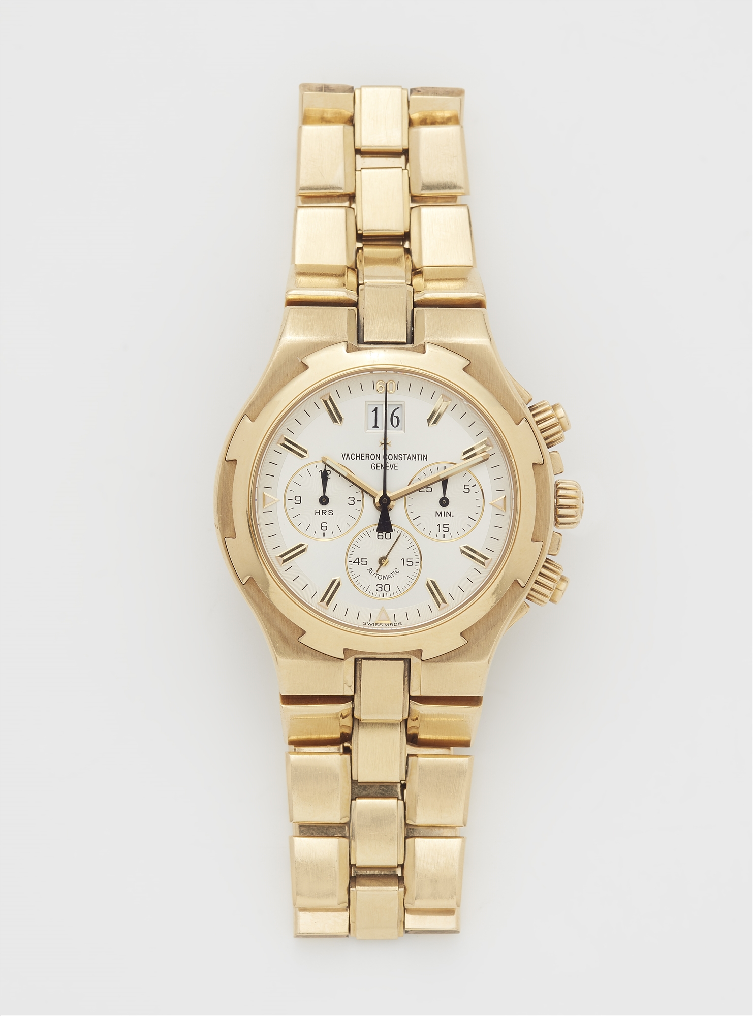 An 18k yellow gold Vacheron Constantin chronograph gentleman's wristwatch.