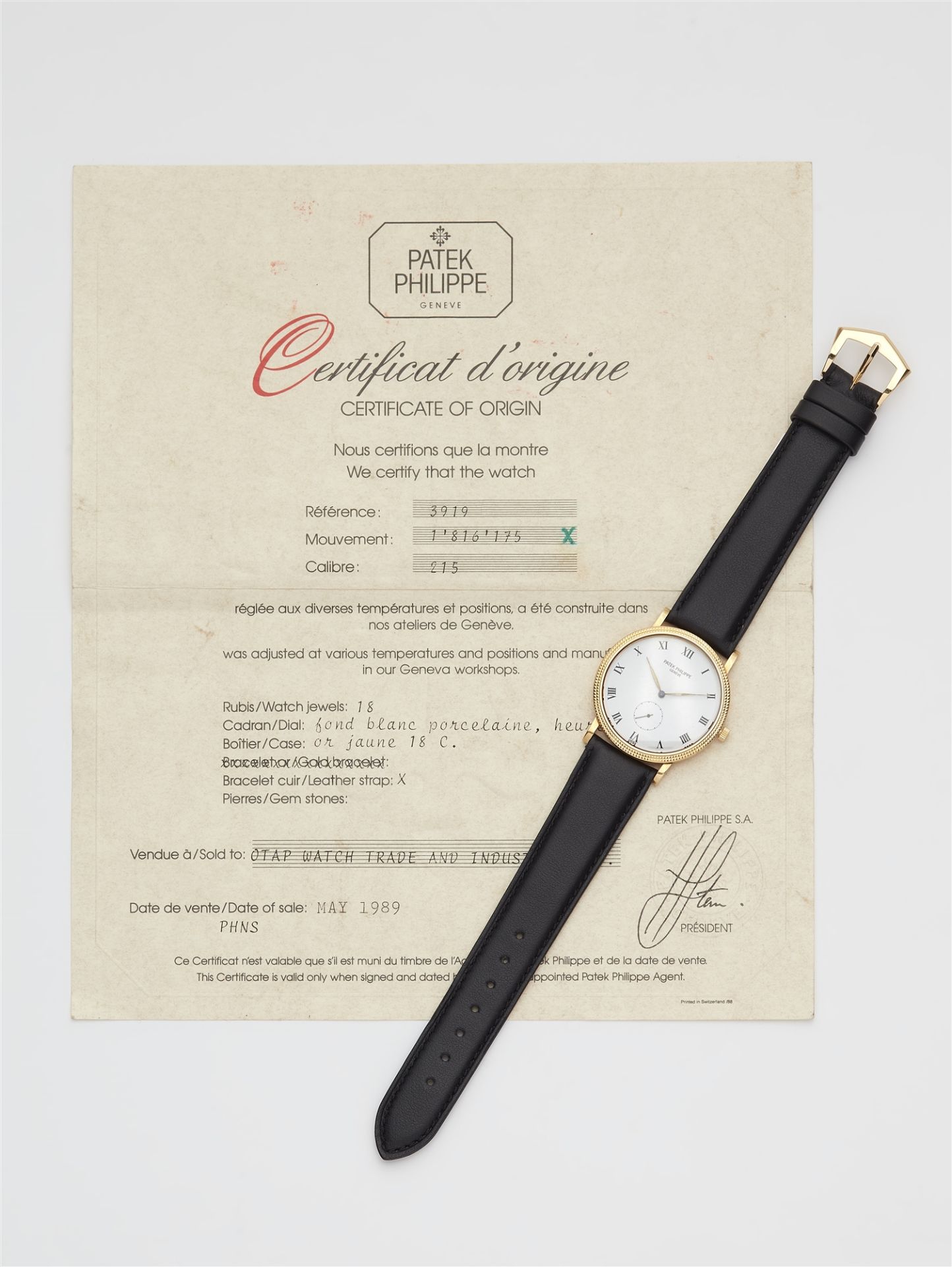 An 18k yellow gold Patek Philippe Calatrava manual winding gentleman´s wristwatch.