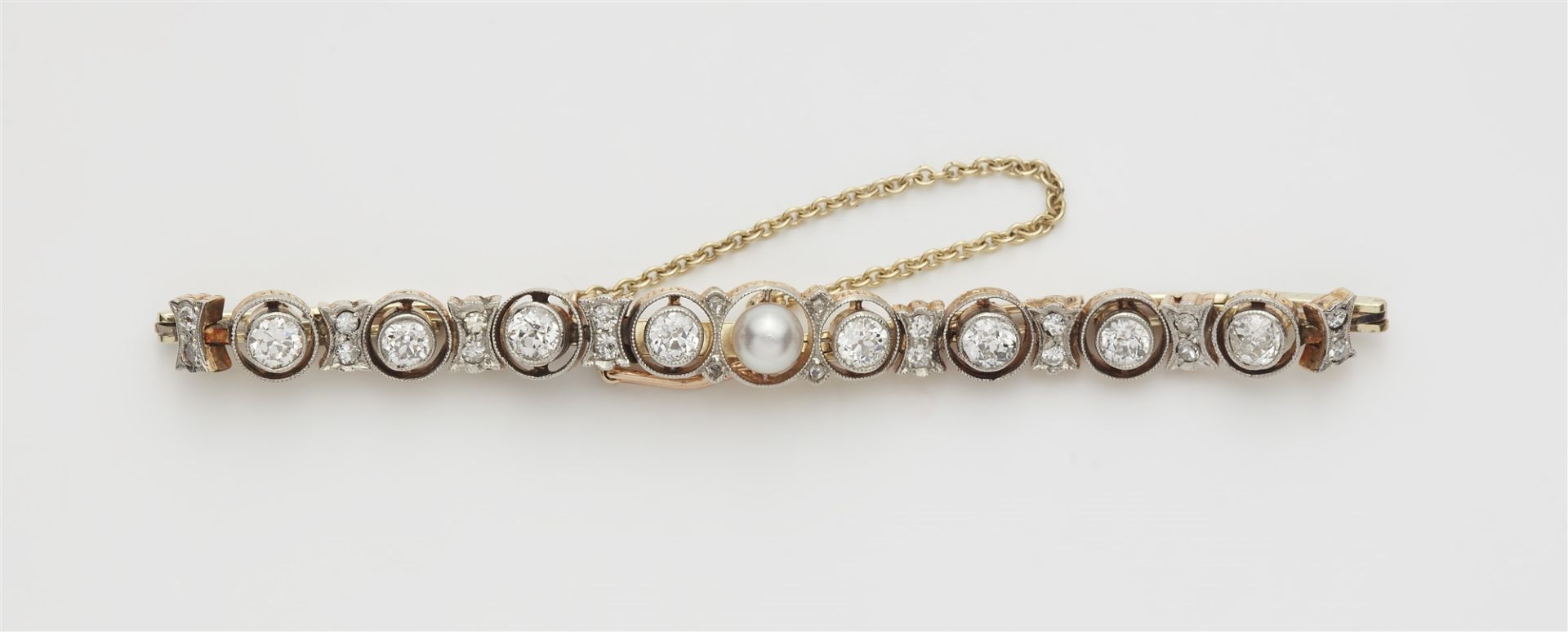 Rivierenarmband mit Diamanten