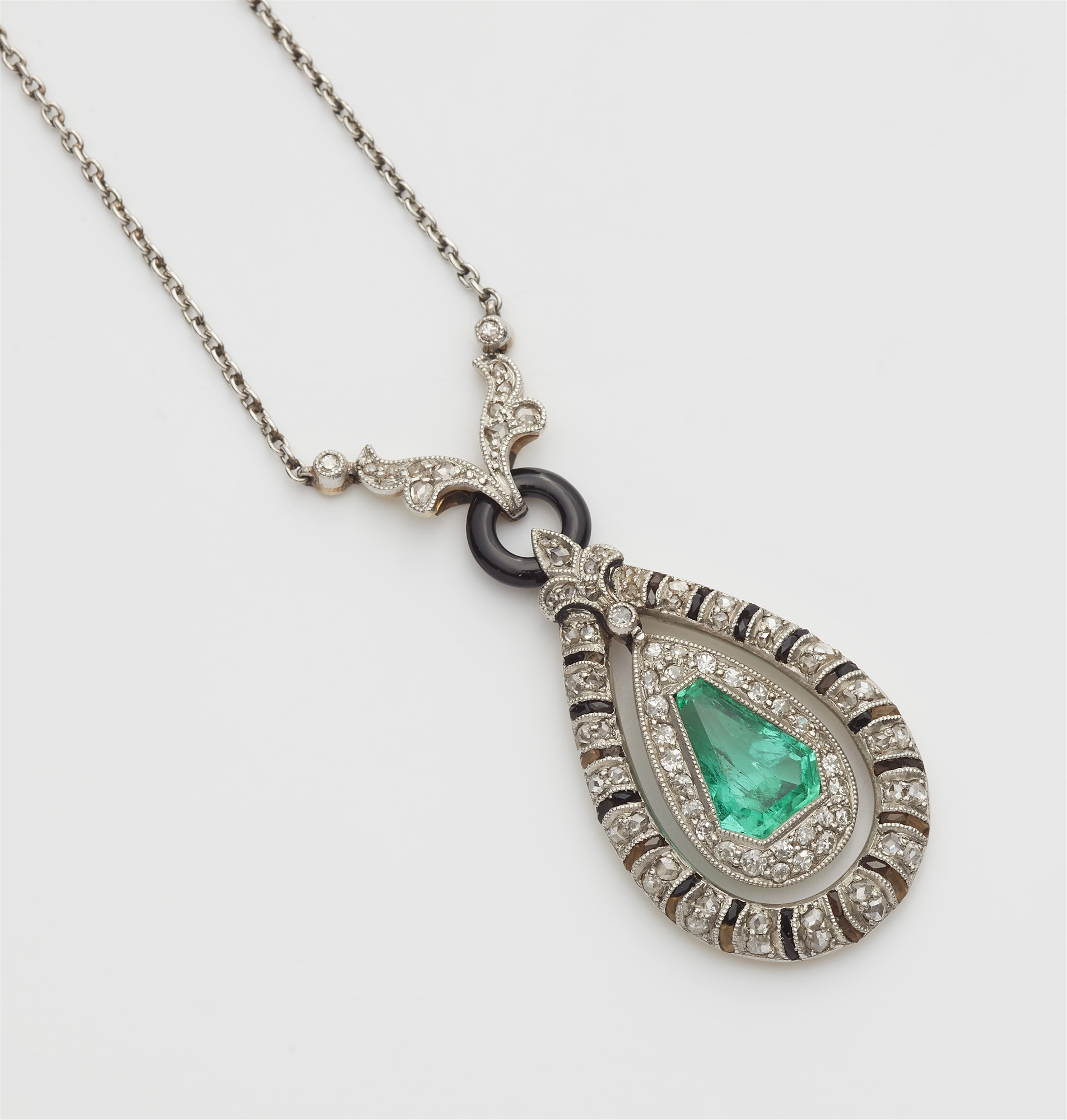 A platinum and 14k gold black enamel diamond onyx and emerald Art Déco pendant necklace. - Image 2 of 3