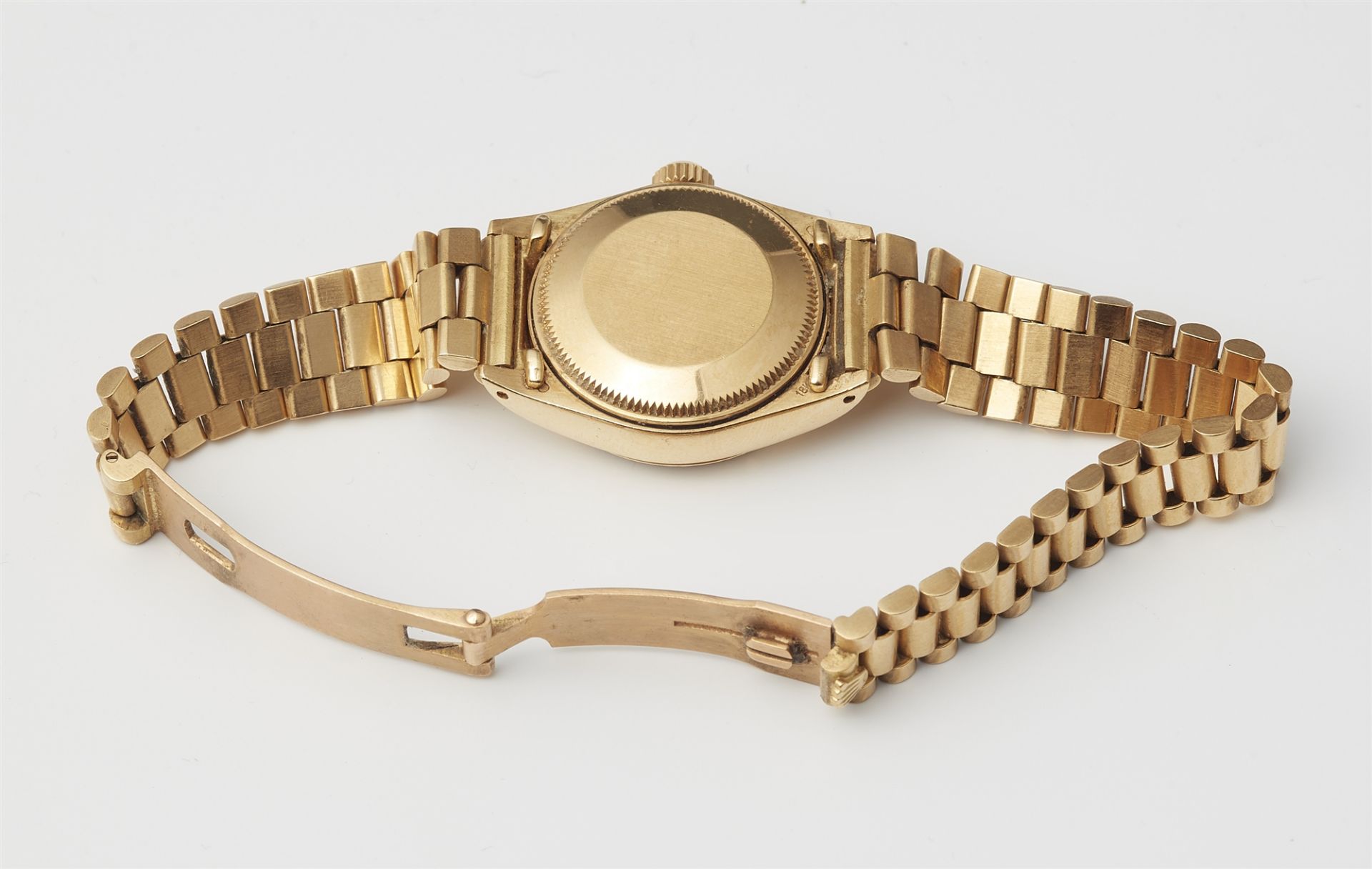 An 18k yellow gold automatic Rolex datejust ladies wristwatch. - Image 3 of 3