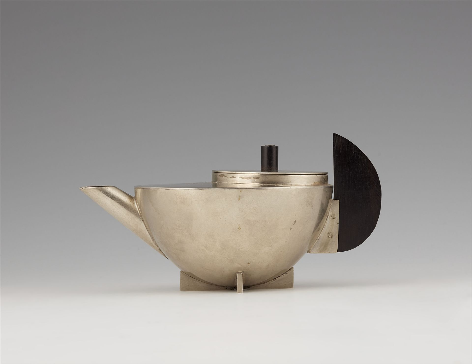A Bauhaus nickel silver teapot, model MT 49 / ME8 - Image 5 of 9