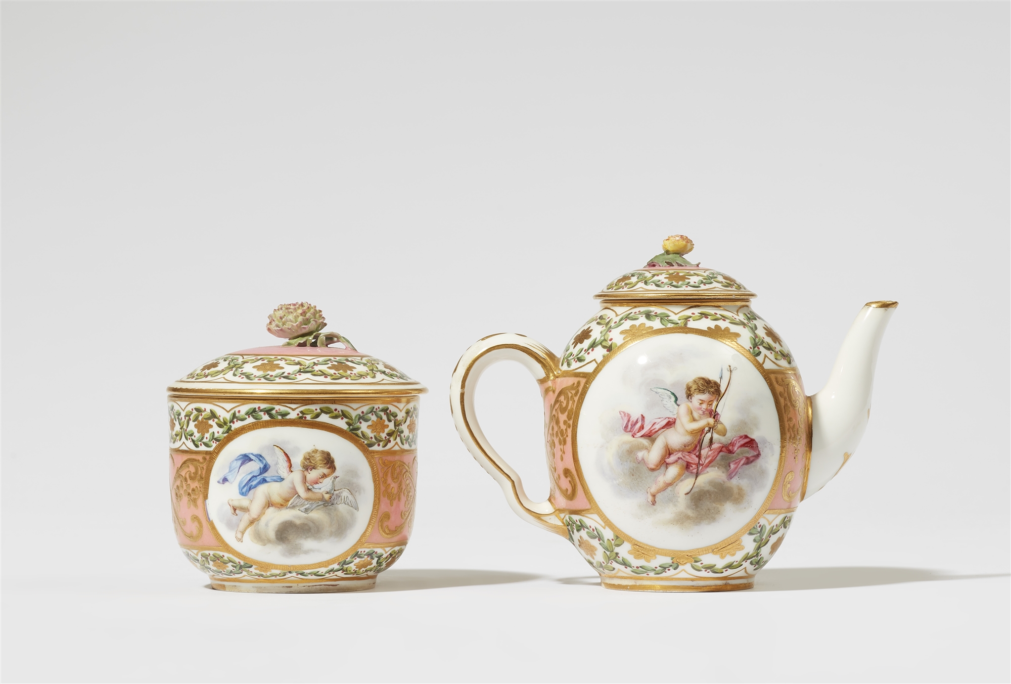 A Sèvres soft porcelain teapot and sugar box with putti - Image 2 of 4