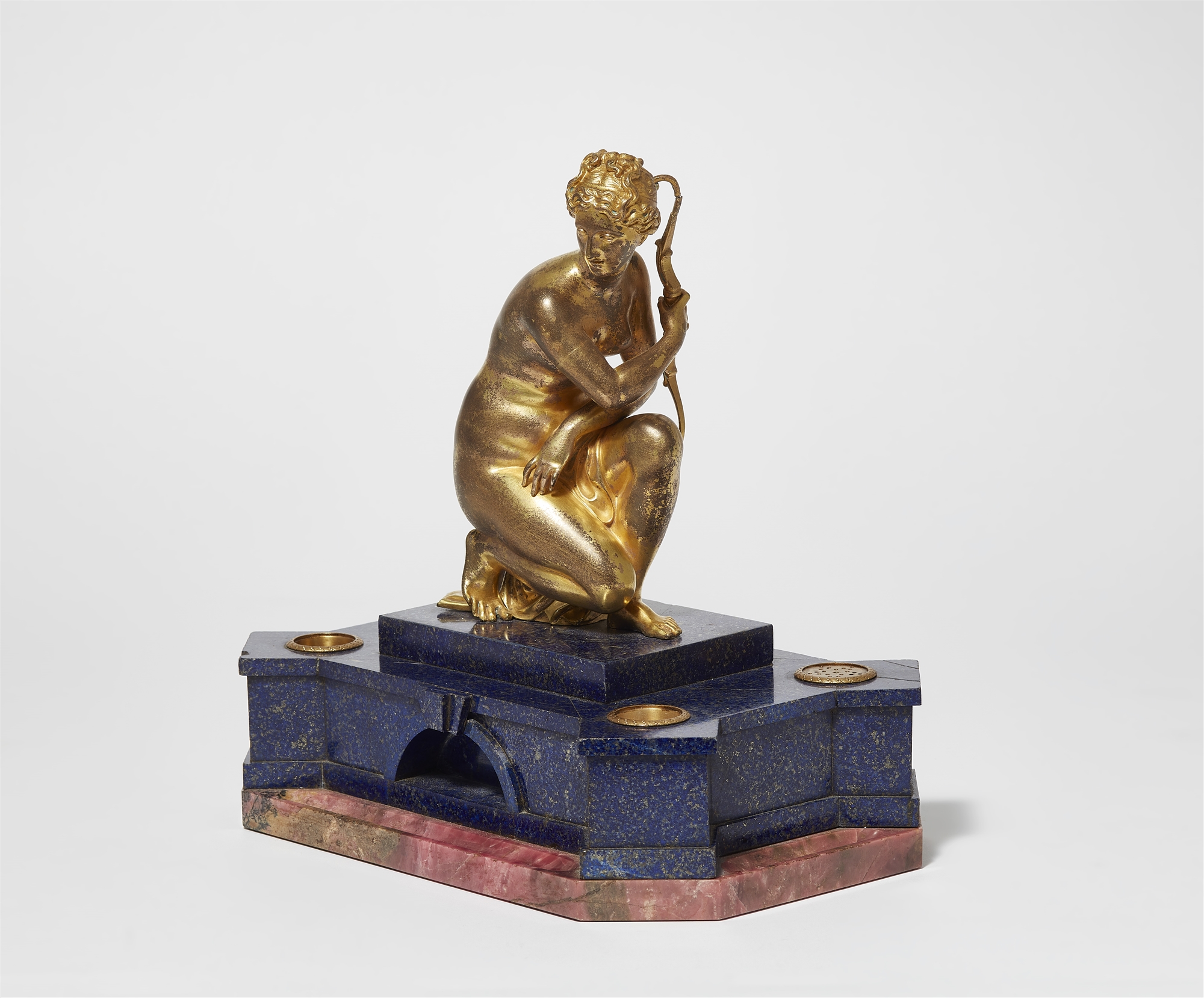 A gemstone ink well with the gilt bronze figure of a bathing Diana - Image 2 of 4