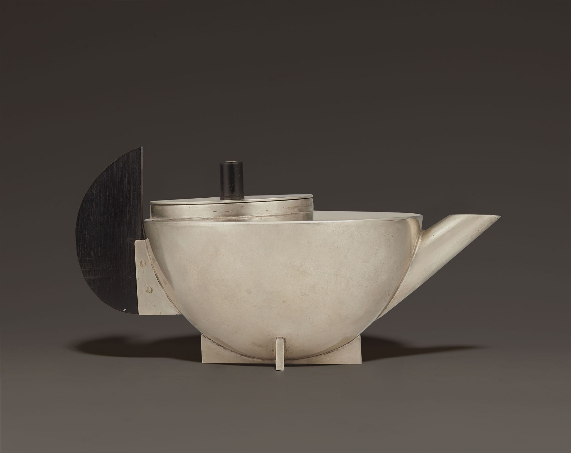 A Bauhaus nickel silver teapot, model MT 49 / ME8 - Image 3 of 9