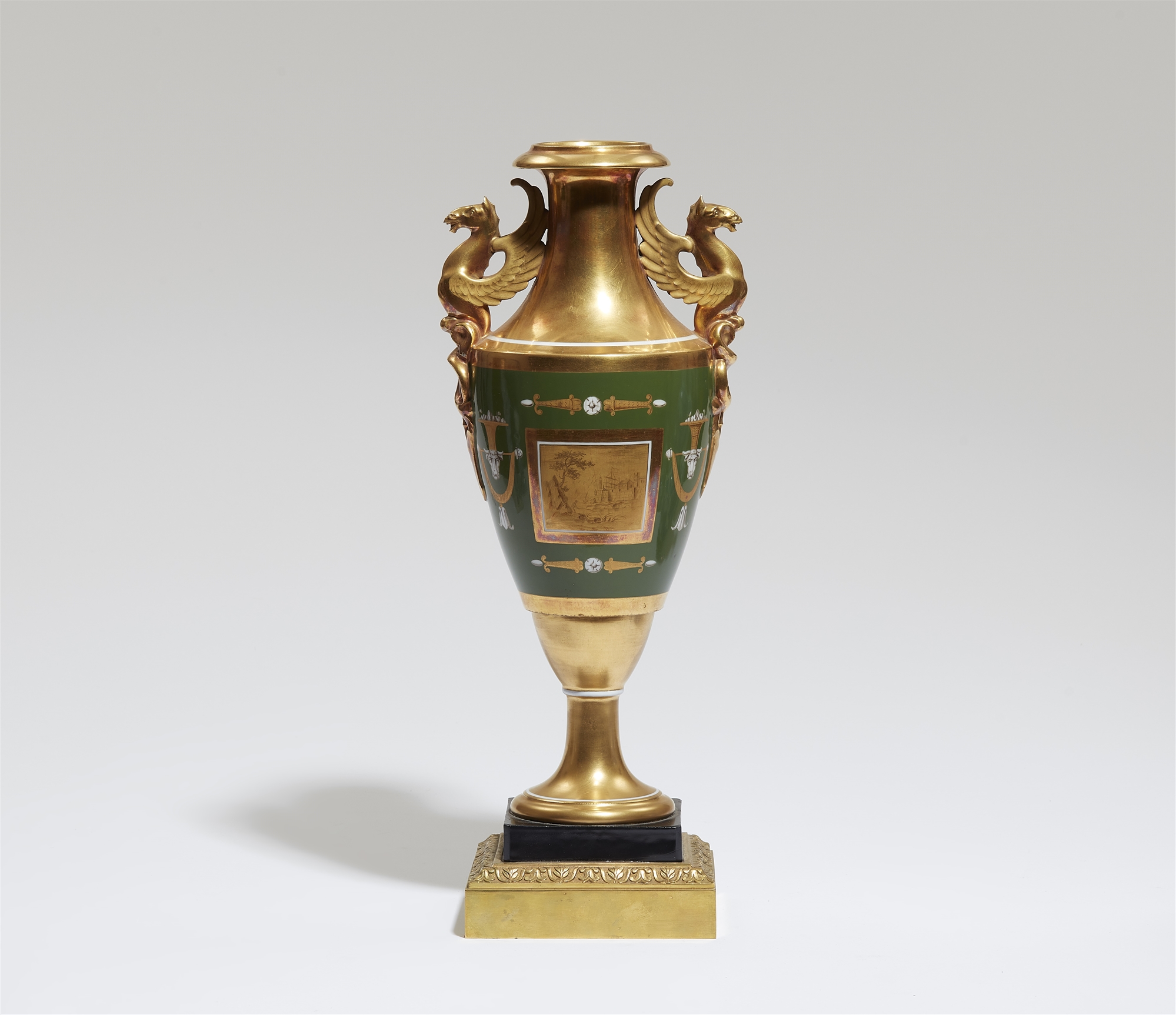 A Neoclassical Ludwigsburg porcelain vase - Image 2 of 2