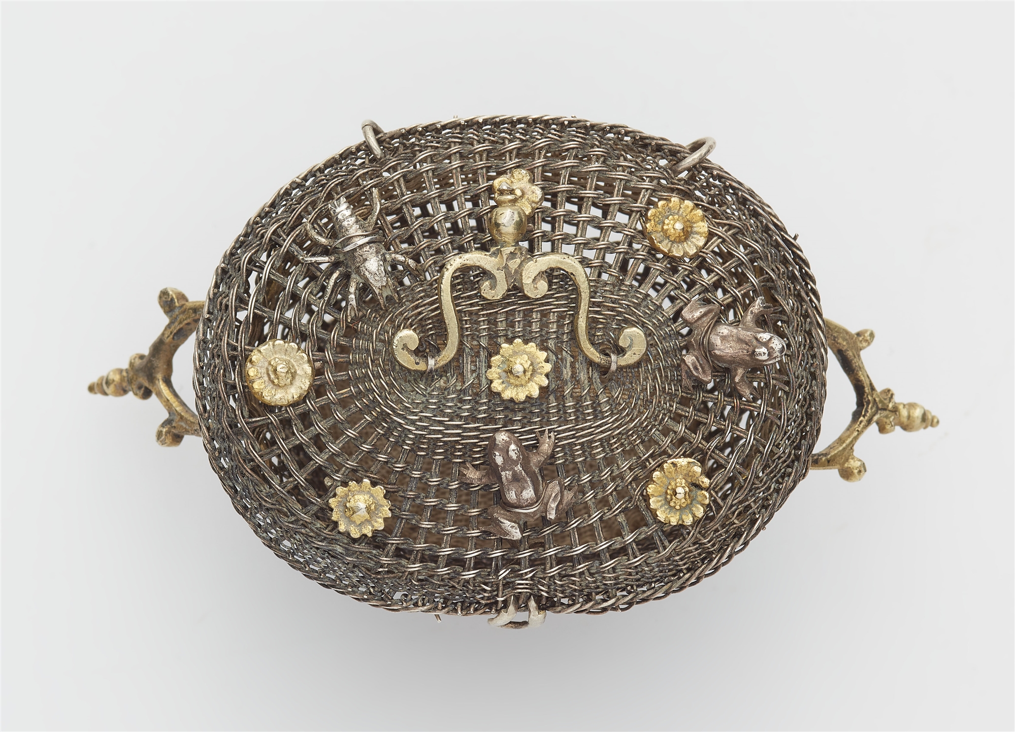 A parcel gilt Renaissance silver miniature basket - Image 2 of 4