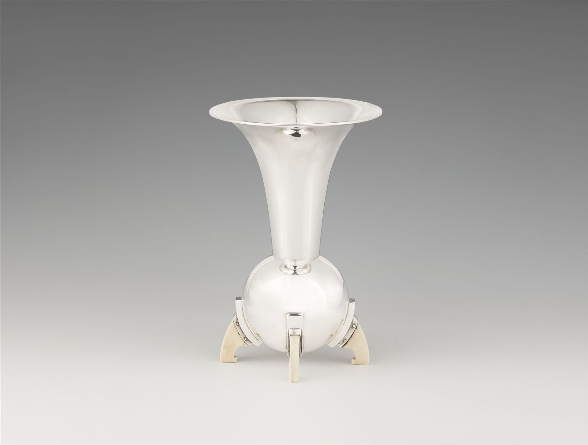 A Bremen Art Deco silver vase