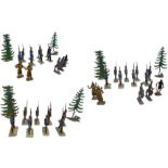 SET OF 13 LEAD AND METAL TOY SOLDIERS