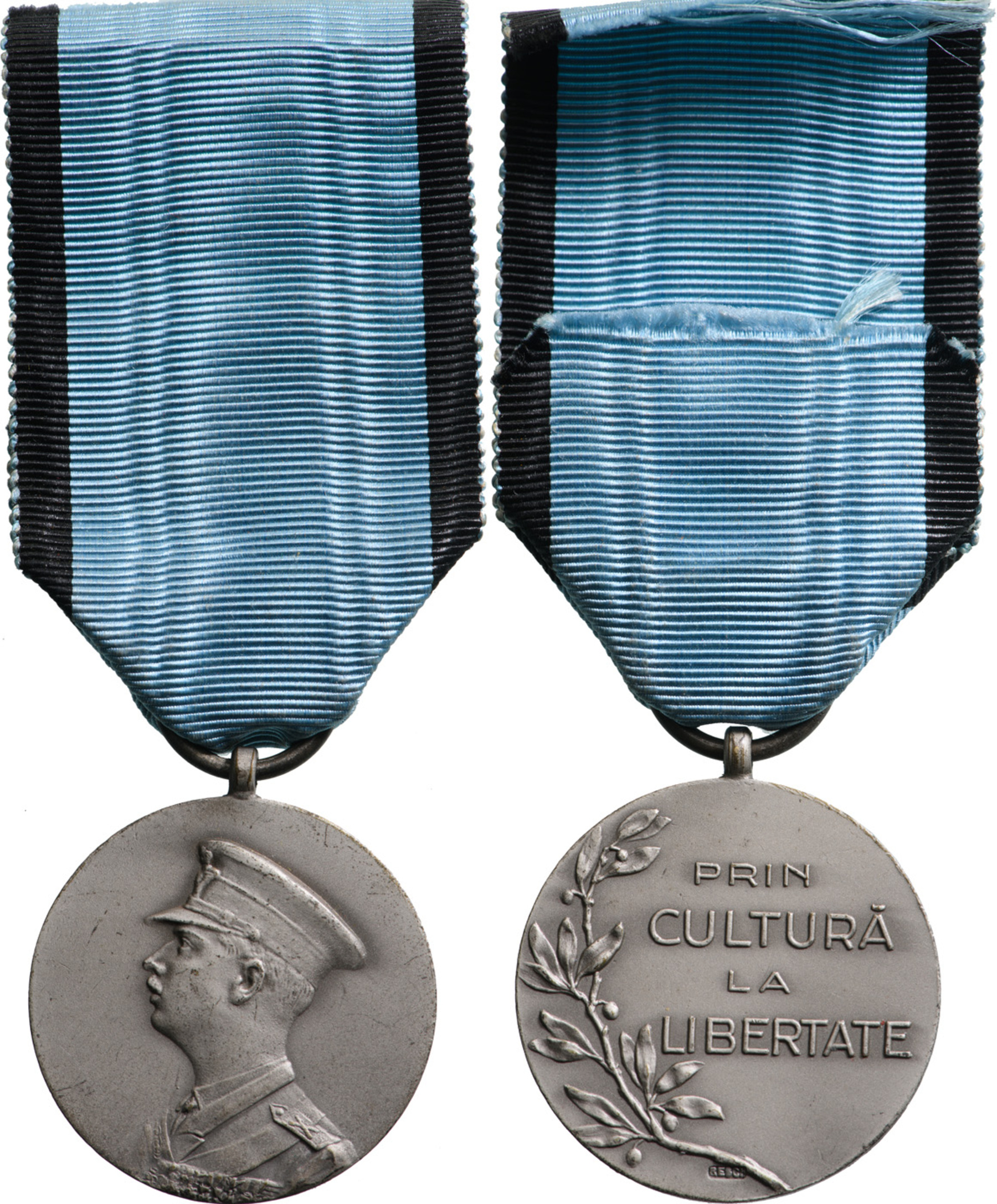 Medal of Cultural Merit, 2nd Class, 1st Model (1931)