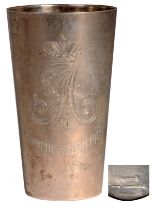 Silver tumbler, flat-bottomed trophee