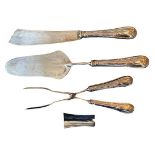 Set consisting of three Desert Silver tools