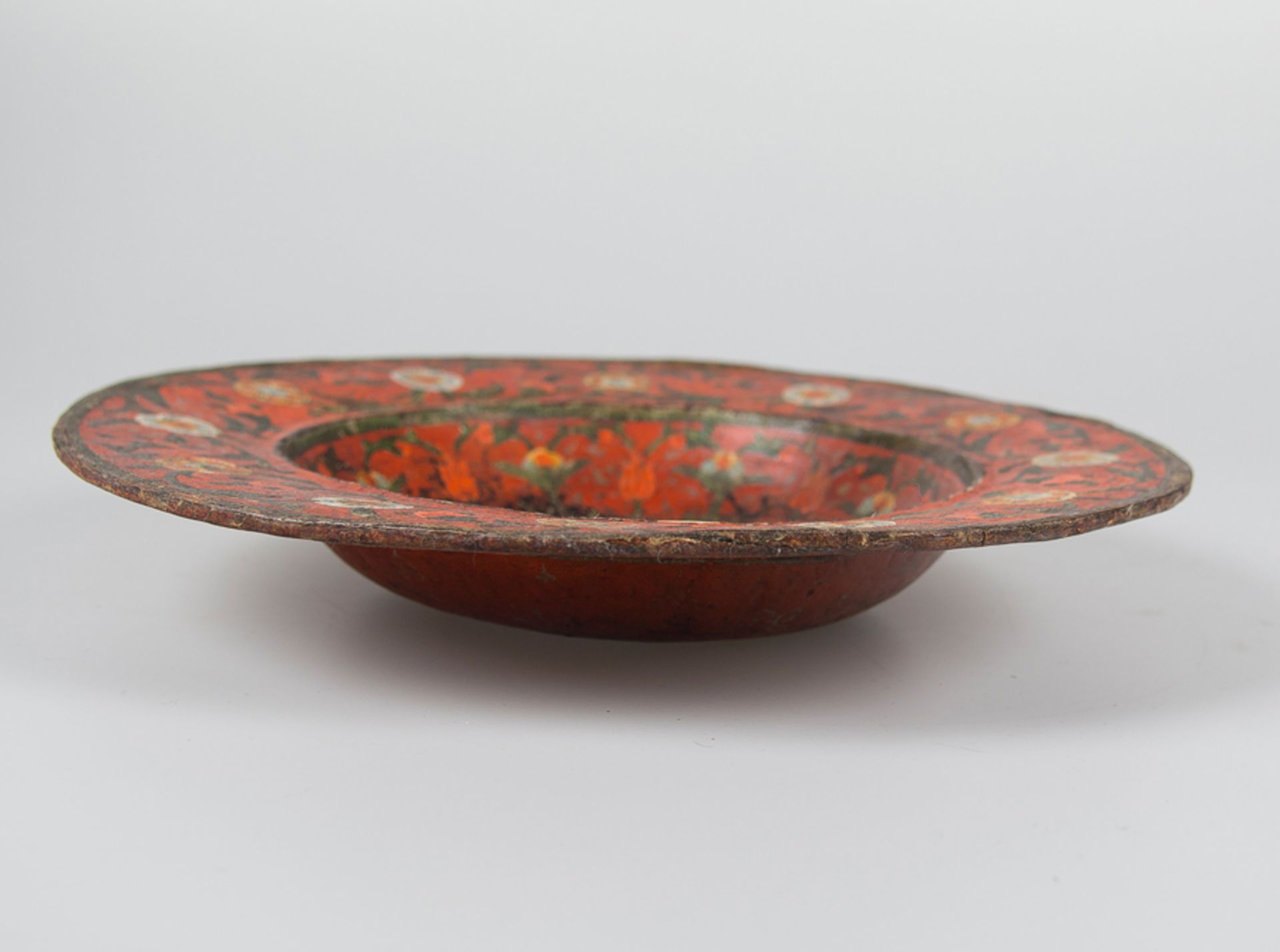 Novo-Hispanic dish made of maque. Possibly Olinalá. Guerrero. Mexico. Late 18th century. - Bild 4 aus 6