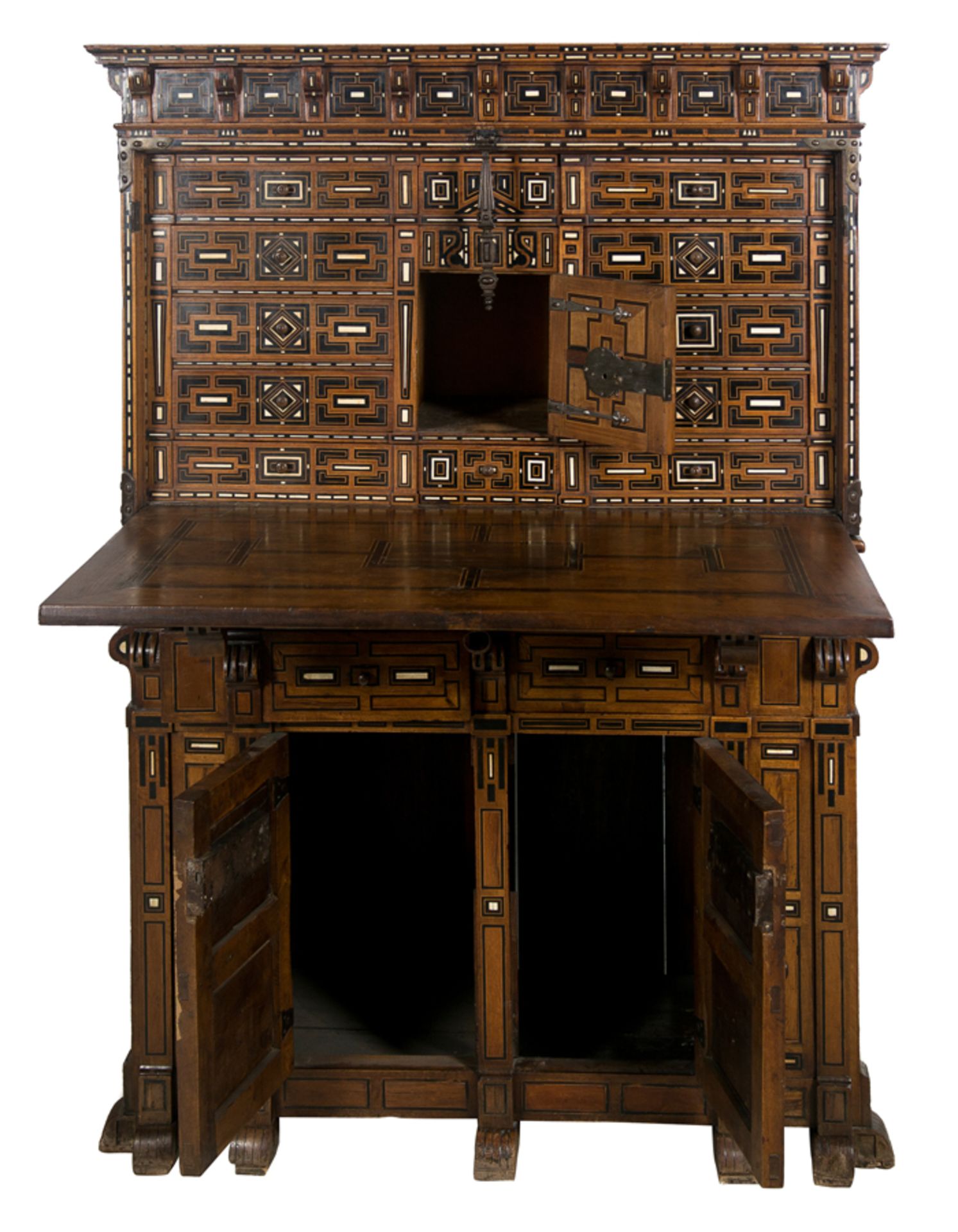 Important chest of drawers with inlaid walnut,ebony,bone and gilded hardware.Salamanca ... 16th cent - Bild 4 aus 8