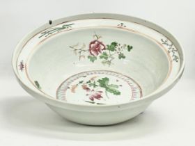An 18th century Chinese Qianlong Famille Rose washbowl. 1736-1799. 41x13cm