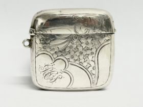 A silver vesta case. Birmingham, 1899. 41.2 grams.