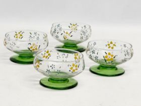 A set of 4 1960’s hand painted crystal cocktail glasses/dessert glasses. 9x5.5cm