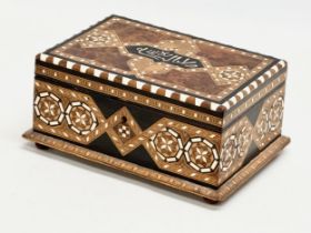 A vintage Middle Eastern style inlaid Burr Elm jewellery box. 19x14x9cm