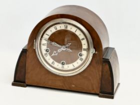 A vintage Art Deco mantle clock by Enfield. With pendulum. 29x12x22cm