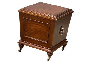 A late 19th century Regency style mahogany wine cooler. Circa 1890. 41.5x41.5x45.5cm