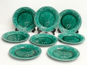 A set of 8 Wedgwood of Etruria & Barlaston Majolica Green Leaf plates. 20cm