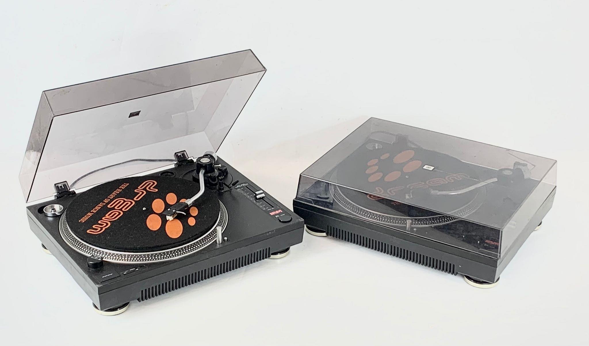 A pair of vintage Kam DDX 580 turntable record players. 44.5 x 34.5 x 14.5cm - Image 4 of 10