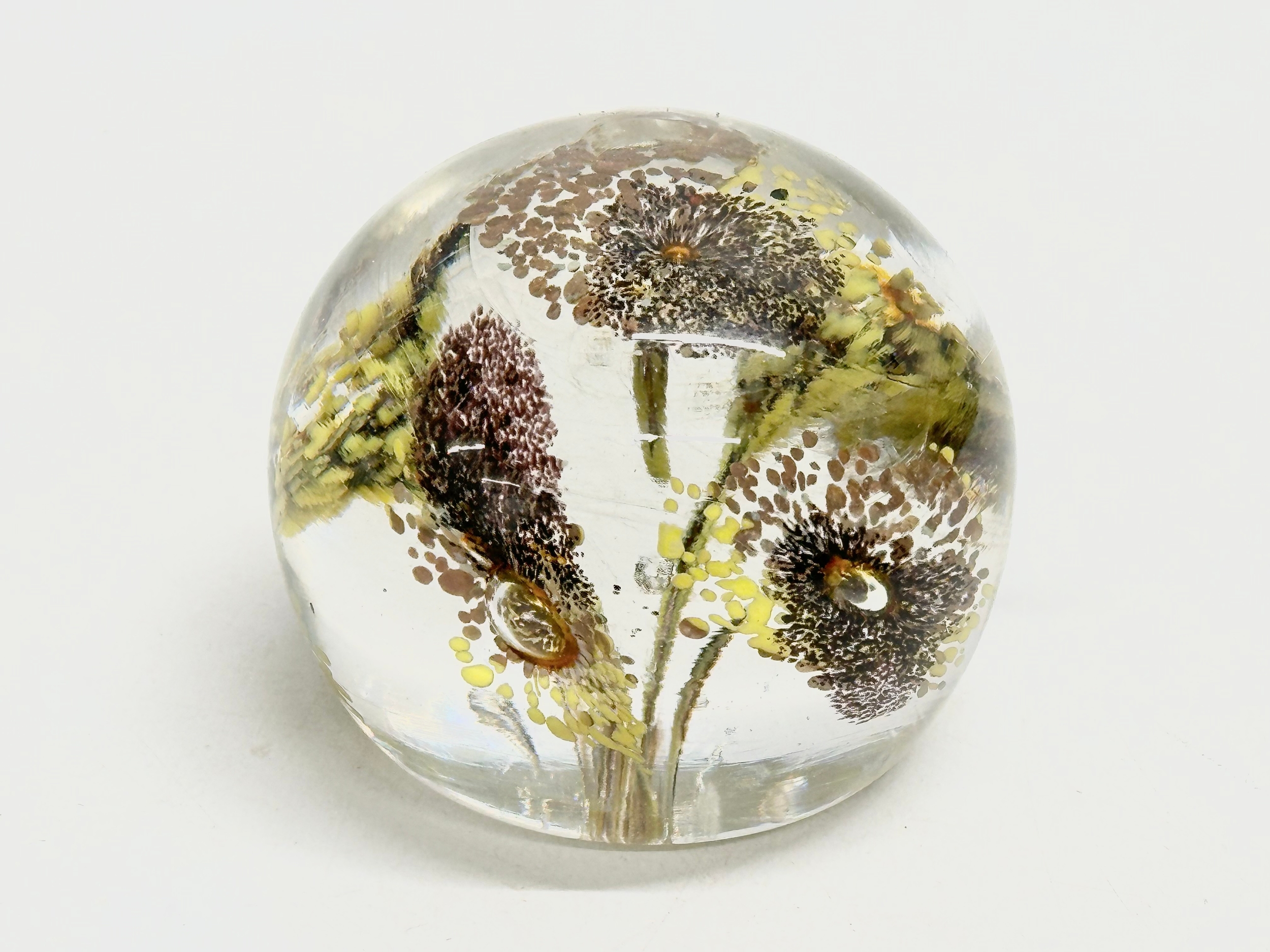 A late 19th/early 20th century glass dump paperweight and 3 others. A vintage millefiori paperweight - Image 10 of 12