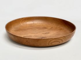 A large Mid Century teak bowl. 1960-1970. 44x7cm