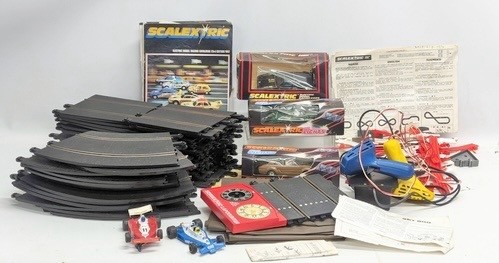 A collection of vintage Scalextric, including Power Unit, 2 remote controls, 3 boxed cars and 2 - Image 3 of 3