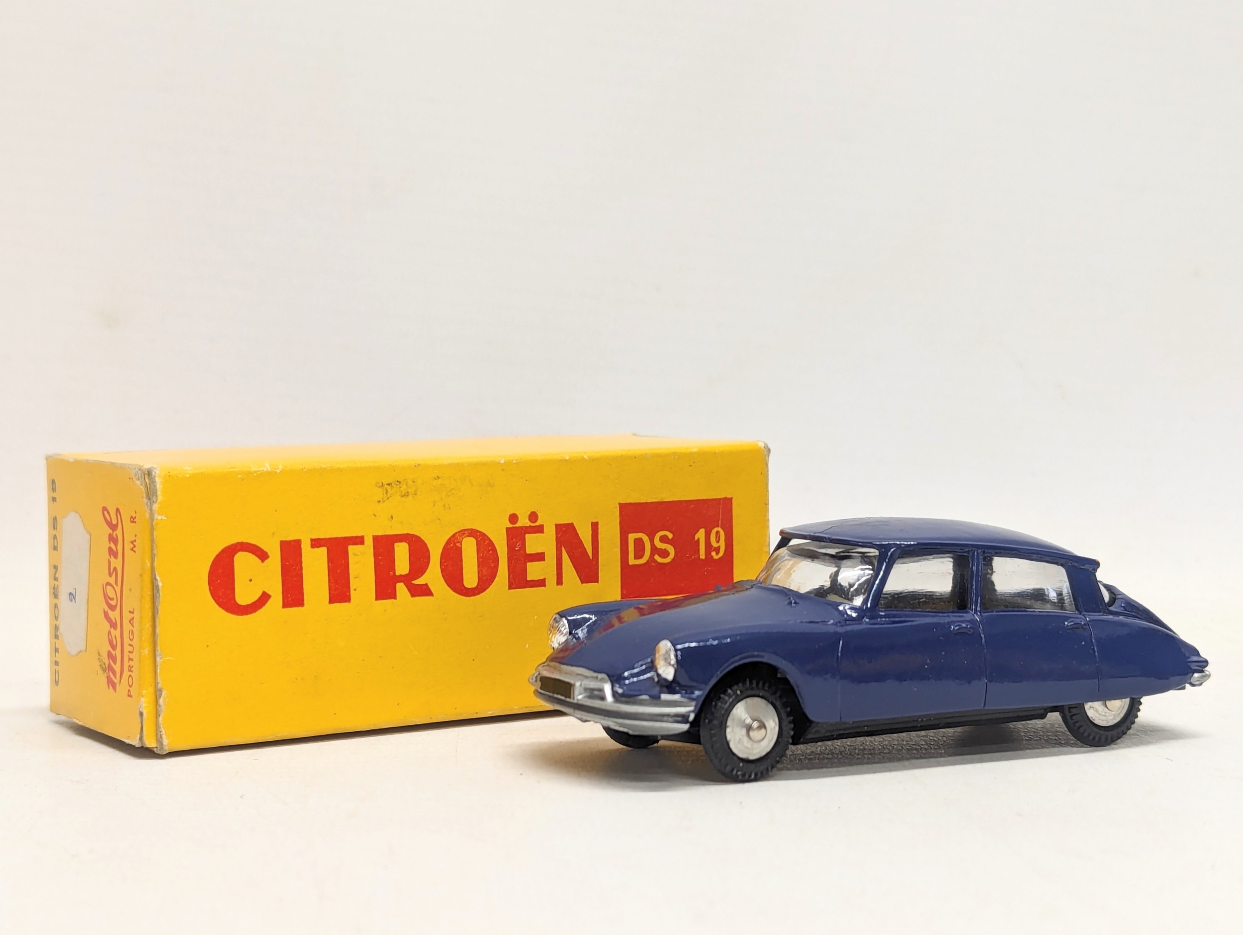 CITROEN DS 19 Taxi Du Portugal Metosul 20 1:43 EUR 66,00