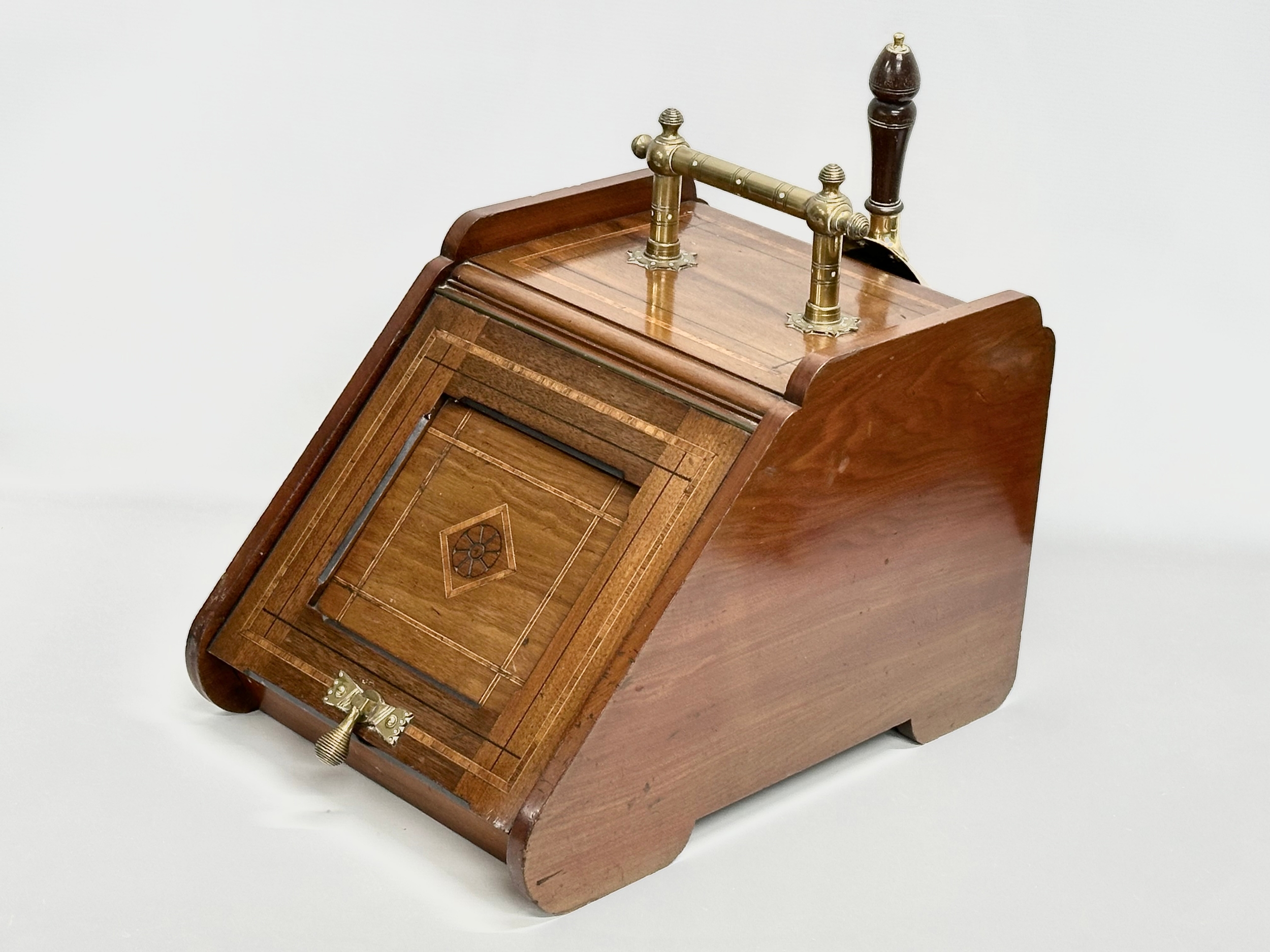 A late Victorian inlaid mahogany coal scuttle in the Aesthetic Movement. 33.5x49x40cm - Image 2 of 6