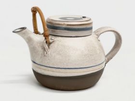 Bryan Smith for White House Pottery. A large glazed stoneware Chinese style teapot. 1980/1990.