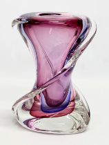 A large Murano Vetreria Artistica Oball vase. Original design by Walter Furlan. 17x24cm