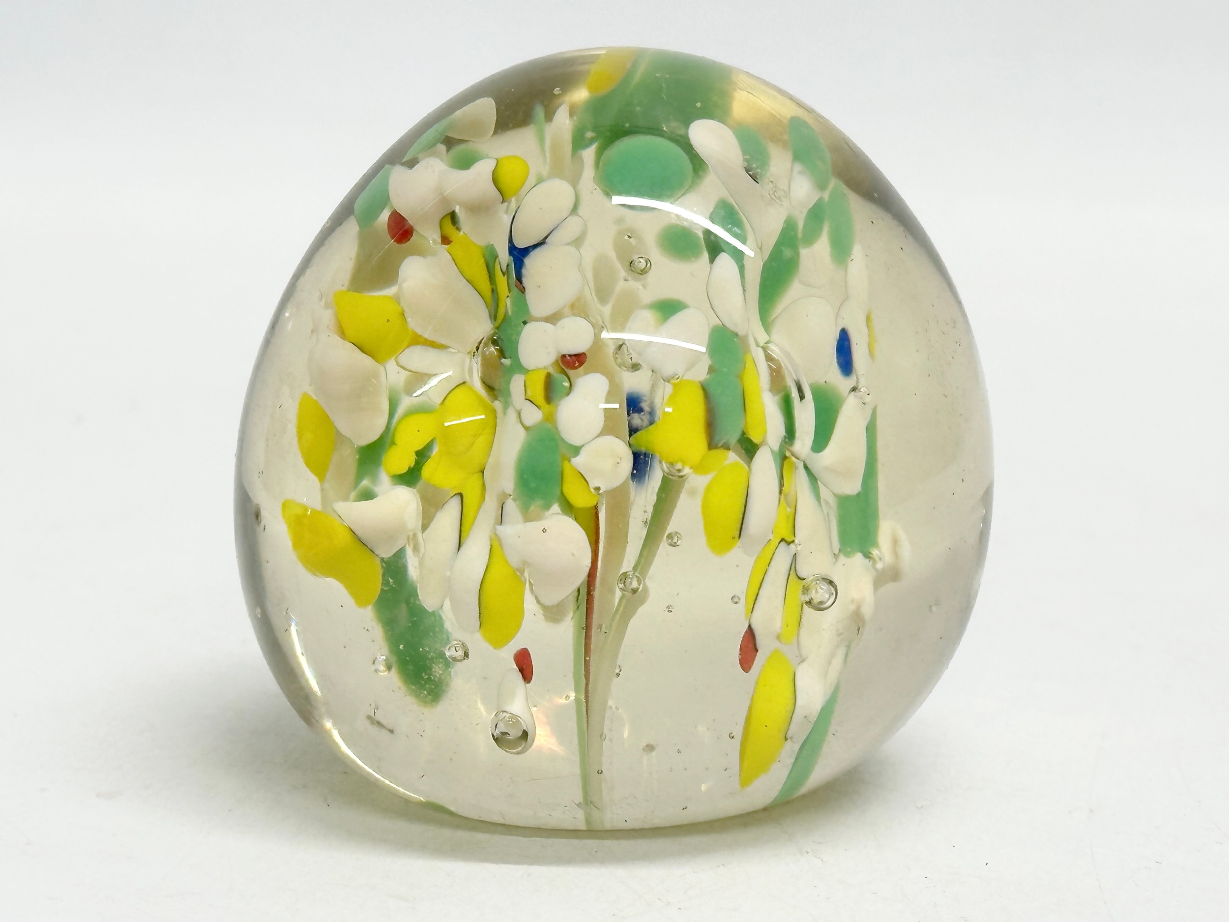 A late 19th/early 20th century glass dump paperweight and 3 others. A vintage millefiori paperweight - Image 4 of 12