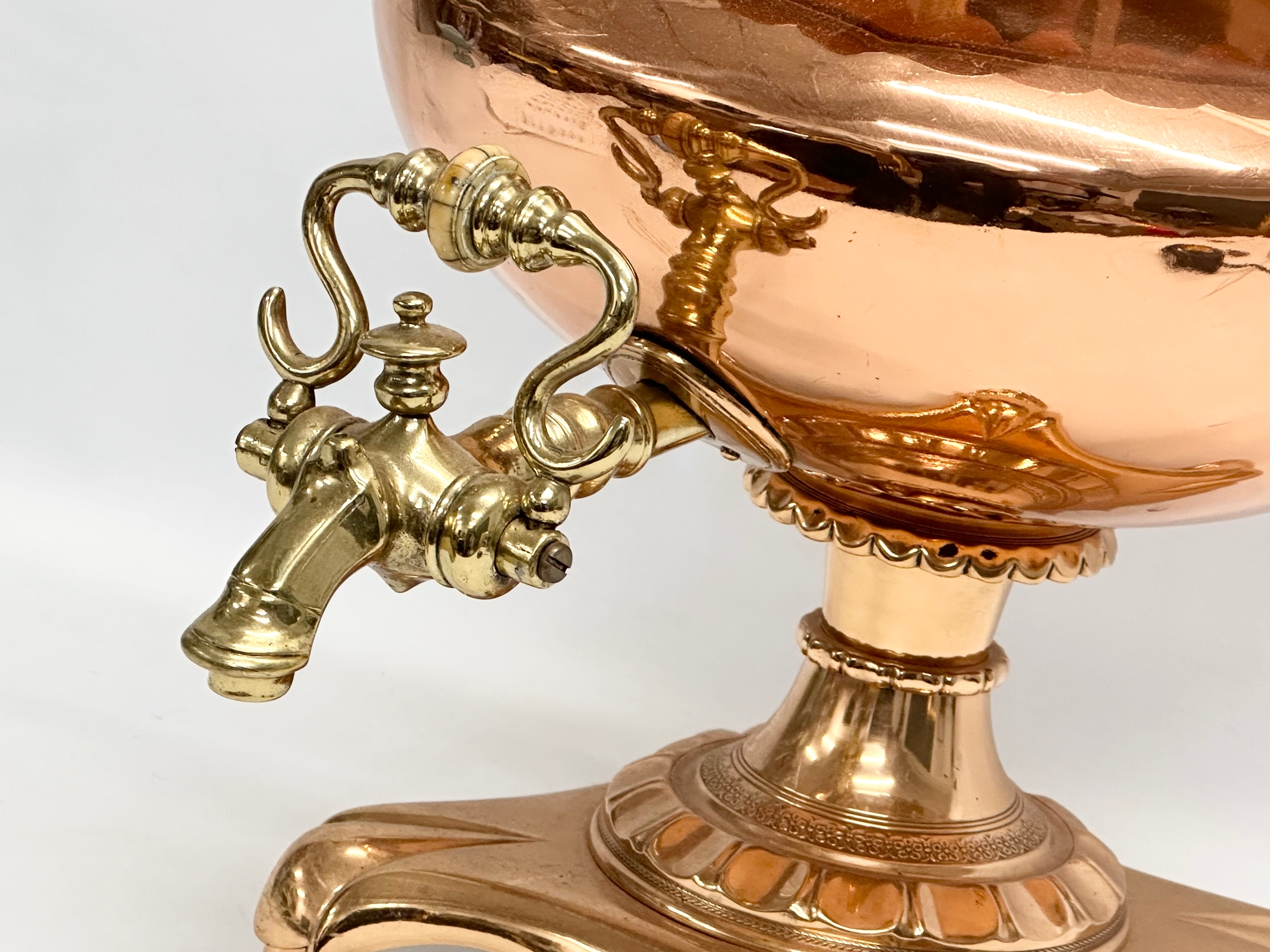 A Victorian copper samovar tea urn. 38x39x42cm - Image 3 of 10