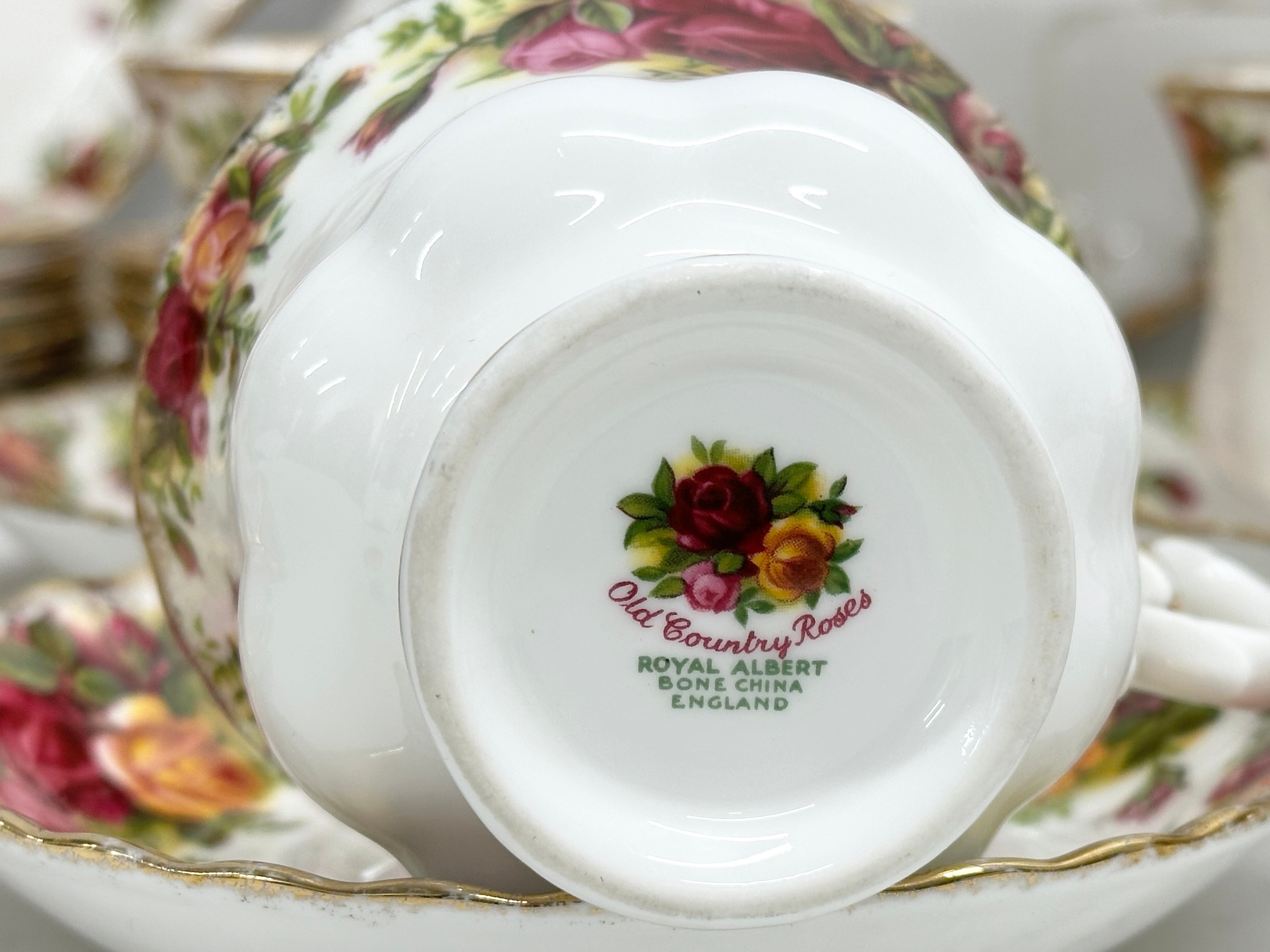 A 47 piece Royal Albert ‘Old Country Roses’ tea service. 2 pairs of salt and pepper shakers. A - Image 8 of 8