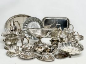 A quantity of late 19th and 20th century silver plate and EPNS.