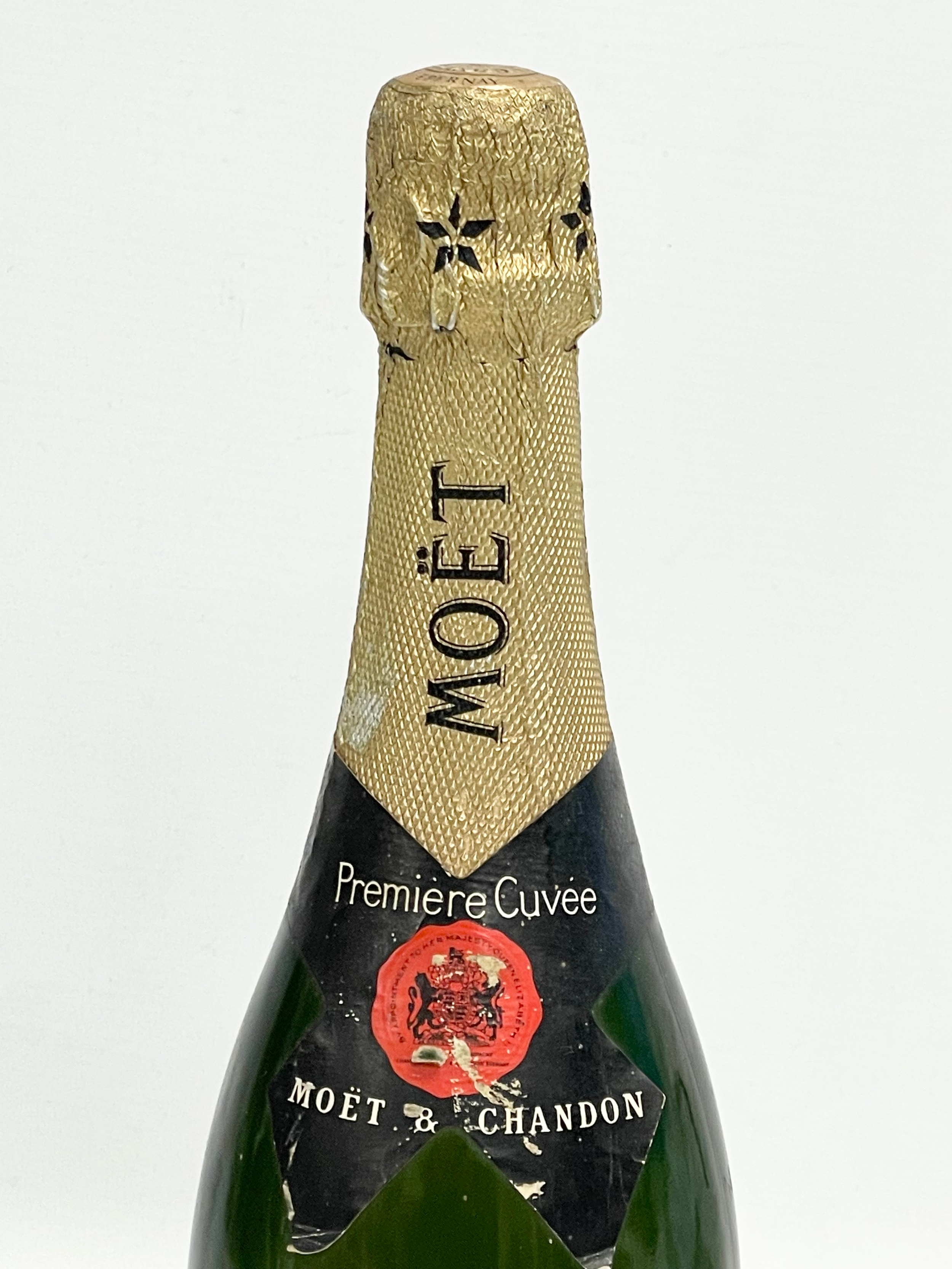 A bottle of vintage Moët & Chandon Premiere Cuvee champagne. 75cl. - Image 3 of 3