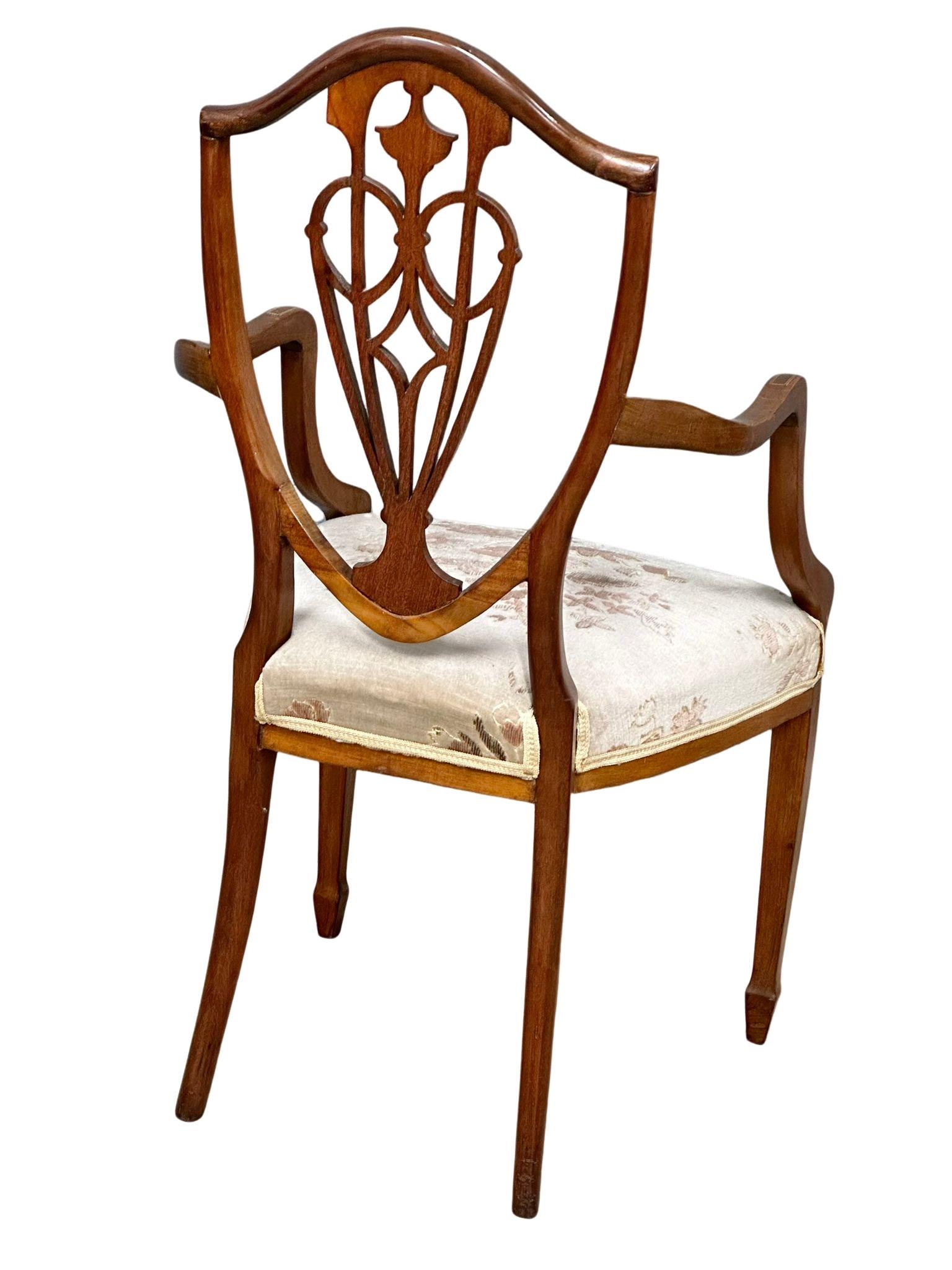 A good quality early 20th century Sheraton Revival inlaid mahogany armchair. Circa 1900-1910(3) - Image 3 of 5