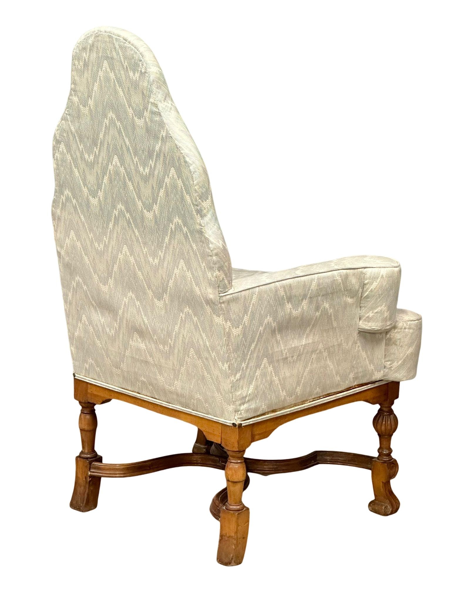 An early 20th century Charles II Carolean Revival armchair. Circa 1930. 63x80x122cm - Image 6 of 7
