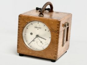 A vintage Benzing pigeon clock. 20x21x25