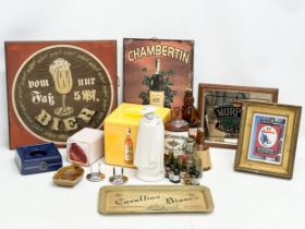 A collection of pub and alcohol memorabilia. Cavallina Bianca tray, Murphy’s Irish Stout mirror,