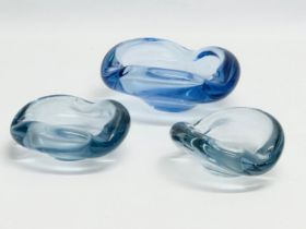 3 Danish Mid Century ‘Akva’ glass bowls designed by Per Lütken for Holmegaard. 1950’s. Largest