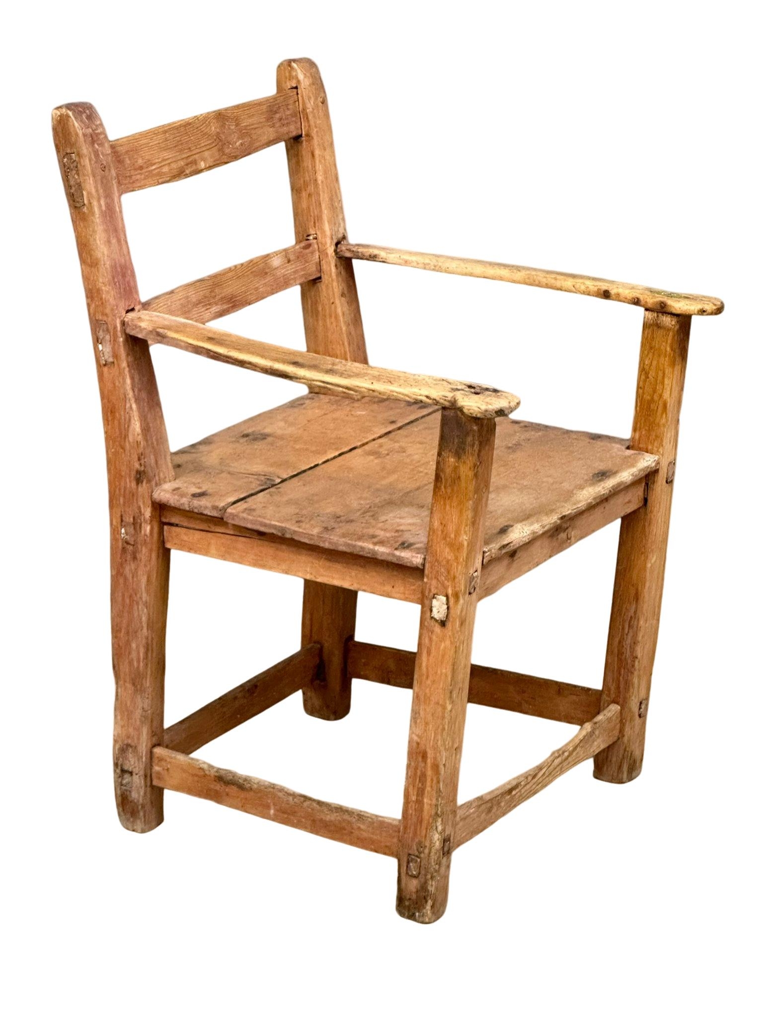 A mid 19th century Irish famine armchair. 60x63x89cm - Image 4 of 8
