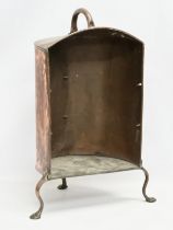 A George III copper plate warmer. Circa 1800. 47x31x70cm