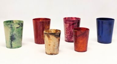 A set of 6 vintage bakelite drinking cups by Bandalasta Ware. 9.50cm