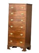 A Georgian style mahogany tallboy chest of drawers. 64x42x145cm
