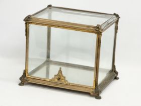 A late 19th century gilt bronze tabletop tantalus set cabinet/display cabinet. 33x27x28cm